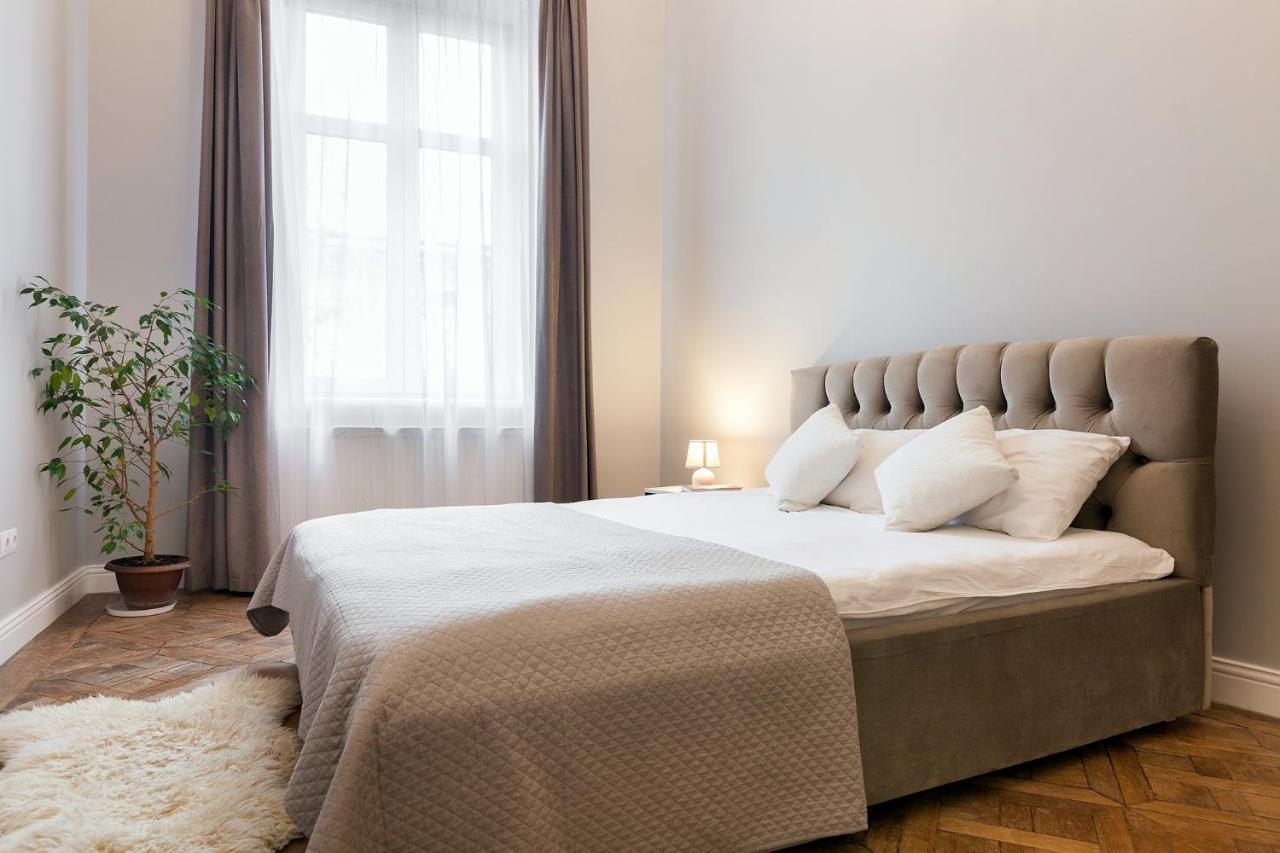 Chopin Apartment In The Center Of ลวีฟ ภายนอก รูปภาพ